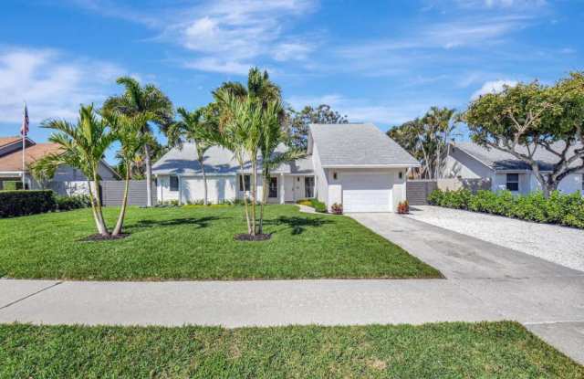 2918 Cormorant Rd. Gallery 1