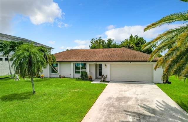 6049 Perthshire Lane photos photos