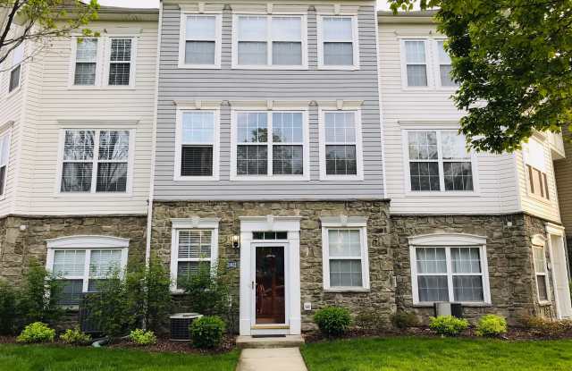 21822 Jarvis Square - 21822 Jarvis Square, Ashburn, VA 20147
