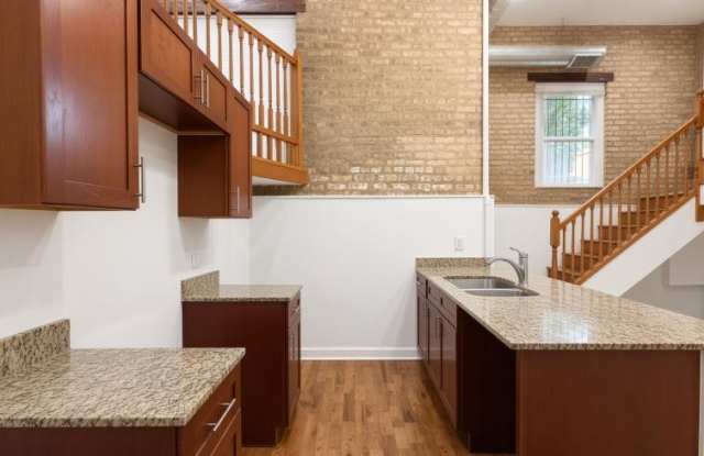 2042 W Touhy Ave. photos photos