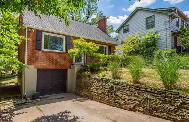 AVAILABLE AUGUST 1ST! STUNNING 3 BEDROOM IN BEECHVIEW! photos photos