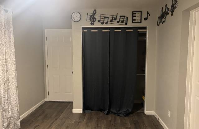 215 East Manchester Lane photos photos