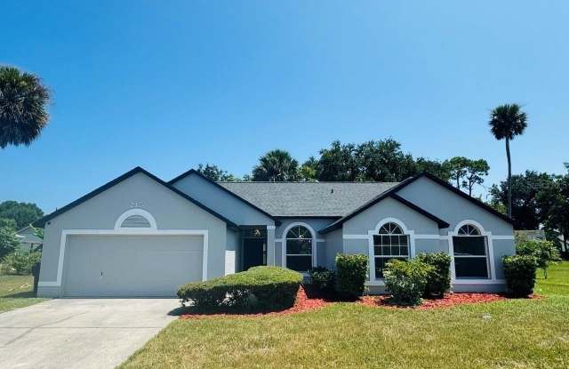 215 HOLLOWBROOK Circle Gallery 1