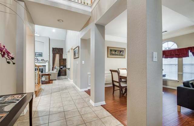 1400 Indian Springs Gallery 2