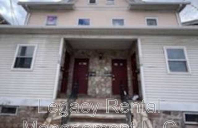 116 East Broad Street - Apt B photos photos