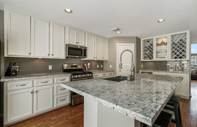 2922 Crawford Street - 2922 Crawford Street, Houston, TX 77004