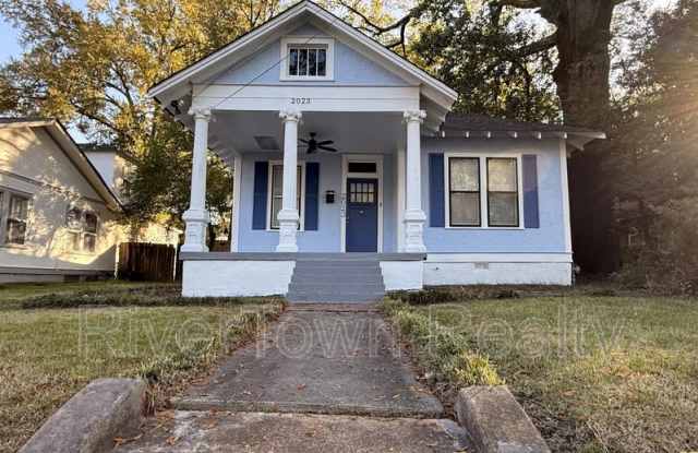 2023 Higbee Ave photos photos