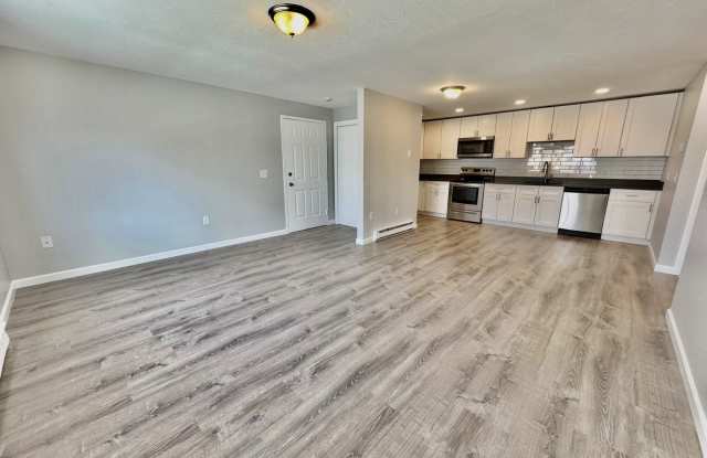 437 Sunderland RoadApt G Gallery 3