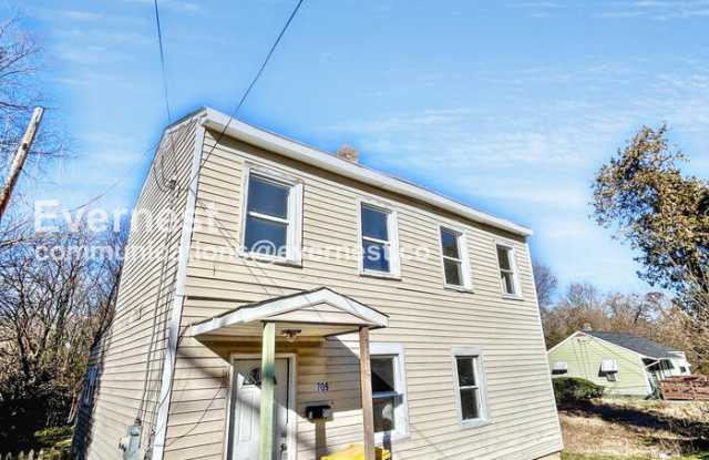 709 Cameron Street photos photos