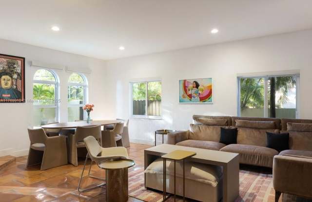 3149 Mary St photos photos