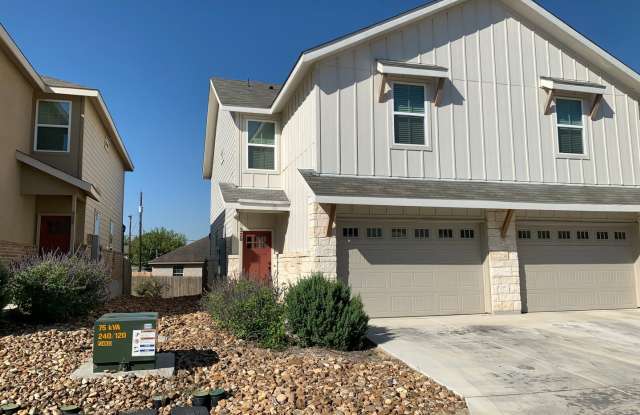 3/2.5/1.5 /Includes Fridge, Washer  Dryer / Oversized 1 Car Garage / Fenced in Yard / NBISD photos photos