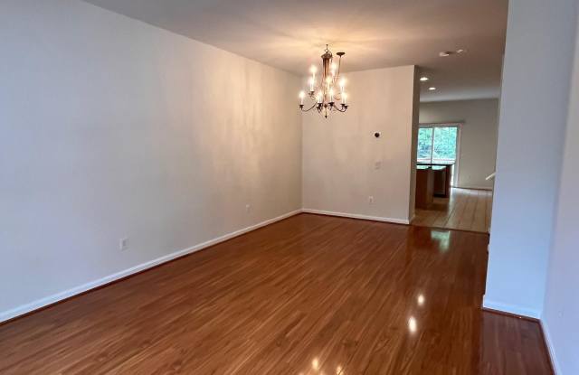 4431 TORRENCE PLACE Gallery 3