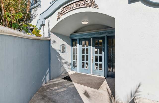621 Stockton Gallery 3