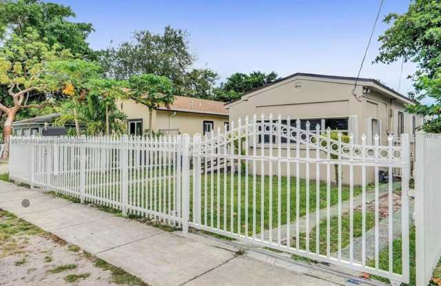 1868 Northwest 64th Street photos photos