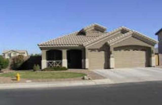 3 bedroom in Chandler with RV gate and 3 car garage photos photos 3 bedroom in Chandler with RV gate and 3 car garage photos photos