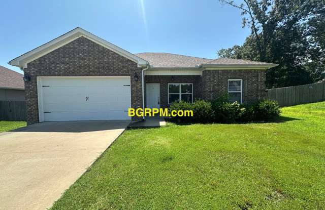 3 BD, 2 BA, home in Cabot photos photos