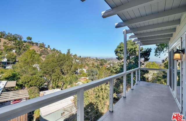 8559 Brier Dr Gallery 1