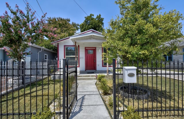 211 Bank - 211 Bank Street, San Antonio, TX 78204
