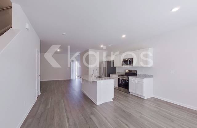2561 Banyan Circle Gallery 3