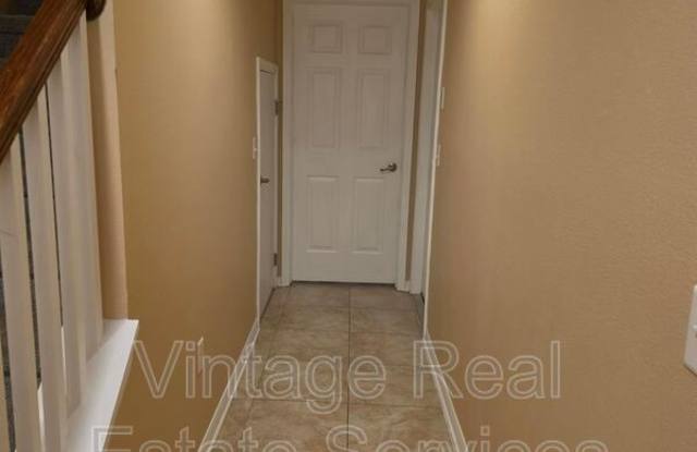 2425 Middleton Grove Dr Gallery 2