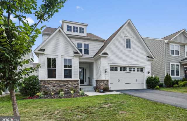 819 BANKER Drive SW Gallery 1