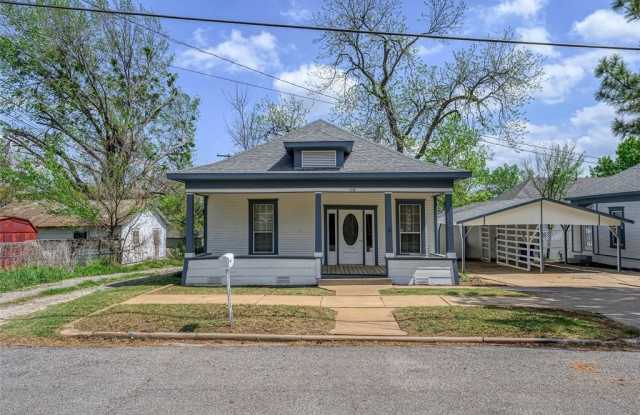 108 N Eddy Avenue photos photos