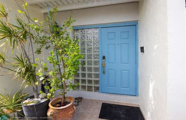 602 NE 20th Ln - 602 Northeast 20th Lane, Boynton Beach, FL 33435