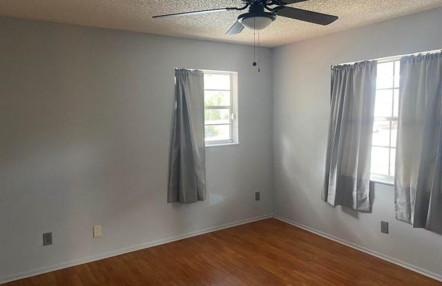 4485 SE Beaver Lane Gallery 4