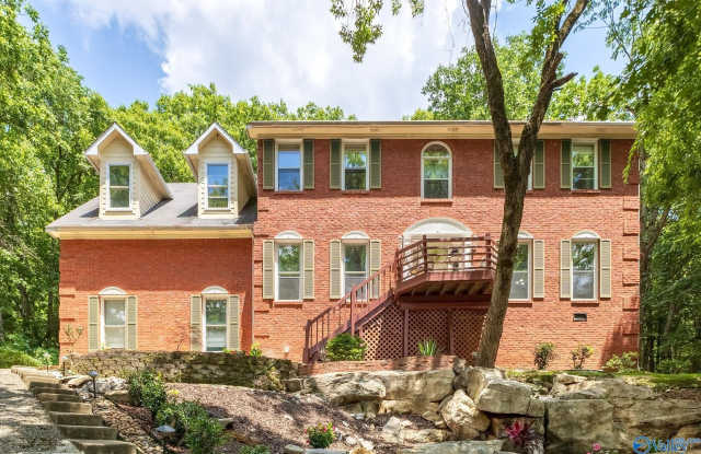 15033 Greentree Trail Gallery 3