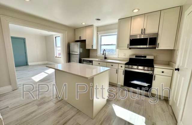 7500 Ellesmere St photos photos