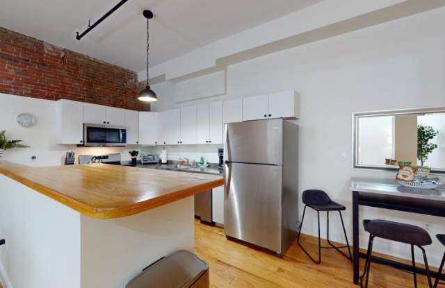 19 Stanhope St. Gallery 3