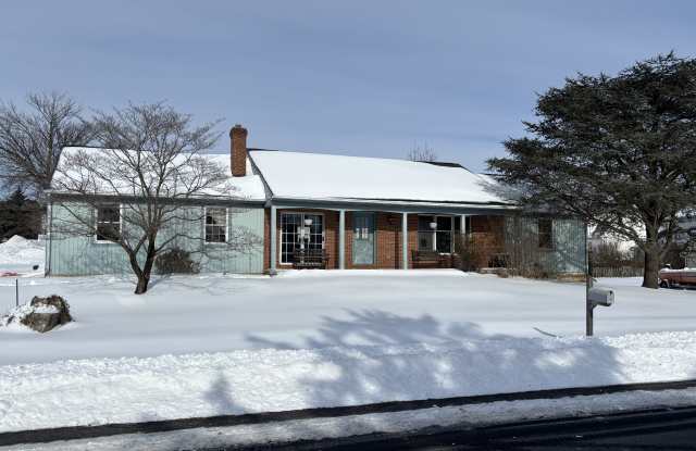 305 W Spruce St photos photos