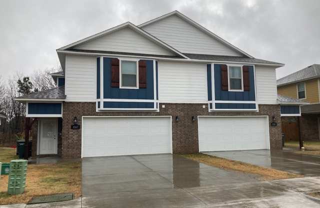 New 3 Bedroom 3.5 Bathroom home, private parking and 2 car garage Now Pre-leasing June 10 Move in !!! photos photos