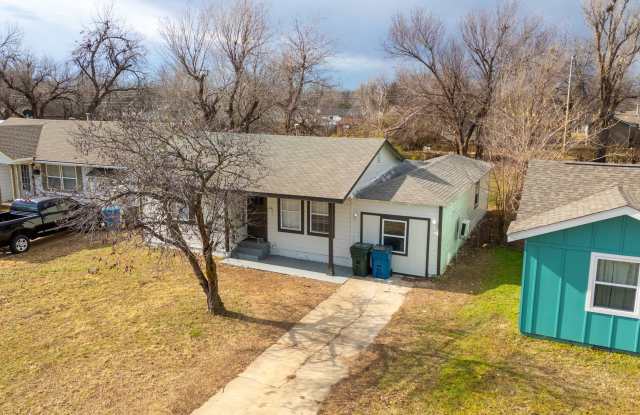 Check out this 2 bedroom home! Gallery 4