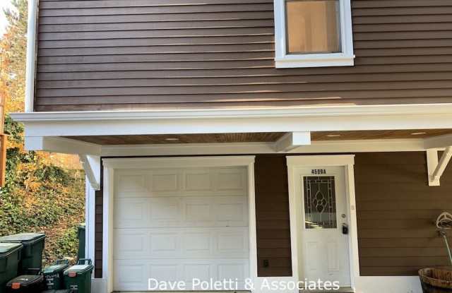 4509 40th Avenue North East Gallery 3