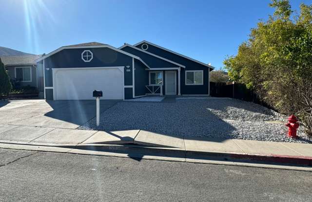 Freshly Remodeled 4 bedroom in Red Rock- RV Parking, low maintenance yard and pets welcome! Gallery 1