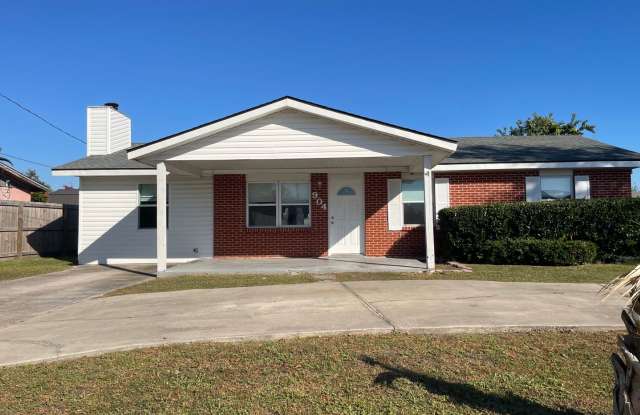 904 Forestdale Ave photos photos