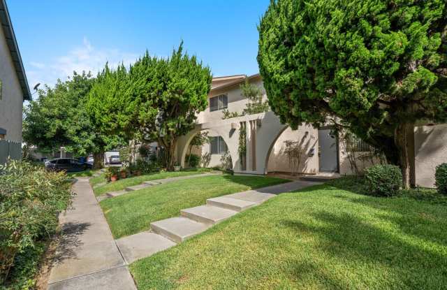 Spacious 3-Bedroom Townhome Near UCSD  UTC Mall – Prime UTC Location photos photos