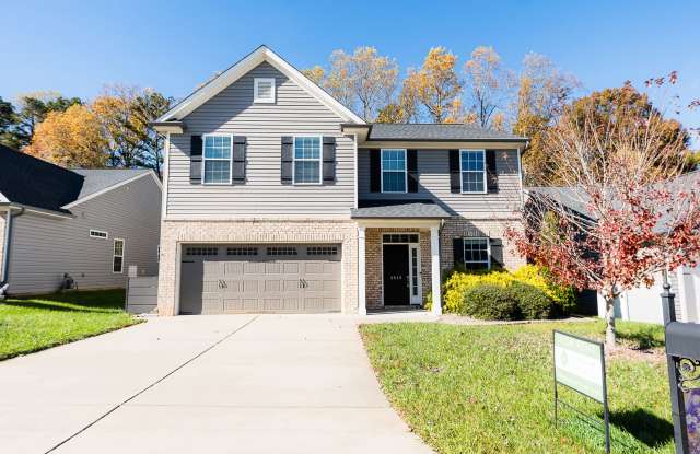 Amazing 4 bedrooms, 2.5 baths 2-story home in Clemmons w/ 2 car garage/fenced in backyard photos photos