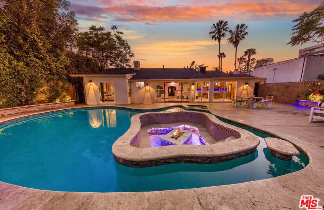 1416 Pandora Ave photos photos