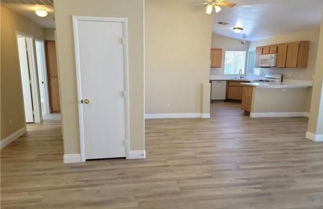 4214 Riverstone Avenue Gallery 4