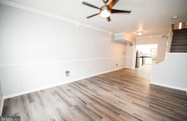 3606 HUDSON Street Gallery 2