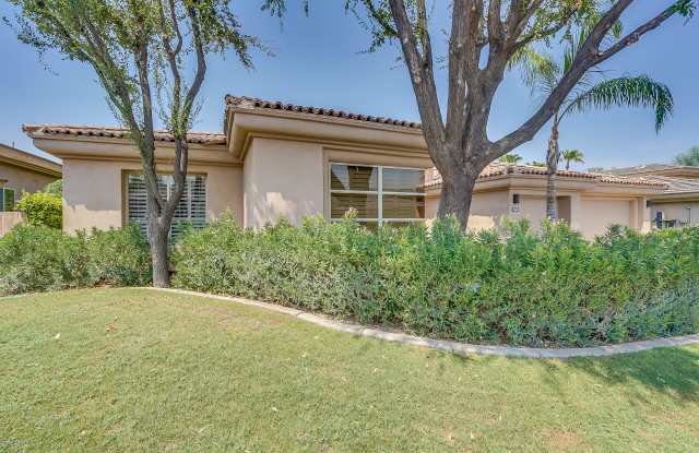 7458 E SIERRA VISTA Drive Gallery 3