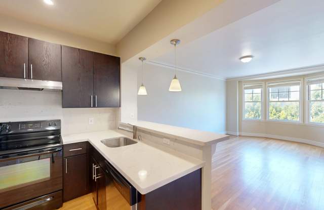 950 Franklin Street photos photos