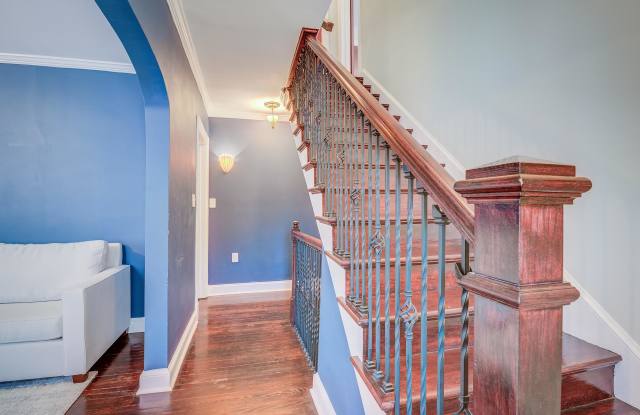 3138 WESTOVER DRIVE SE Gallery 4