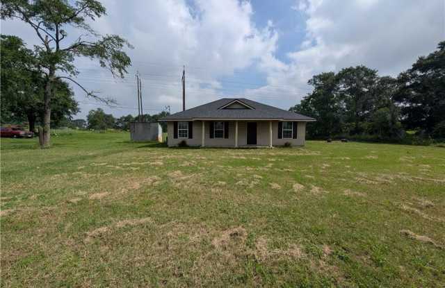 3521 Highway 105 E photos photos