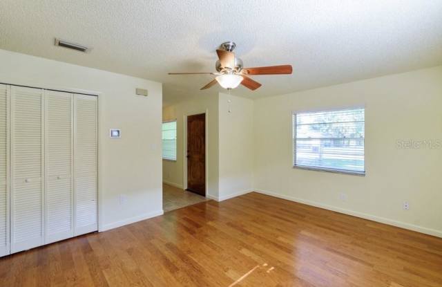 434 GARFIELD AVENUE Gallery 2