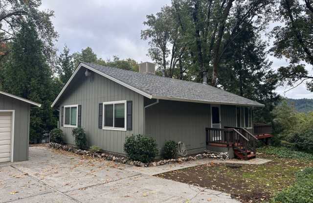 Charming Cascade Shores Retreat 2/1 1,000 SF w/ Garage photos photos Charming Cascade Shores Retreat 2/1 1,000 SF w/ Garage photos photos