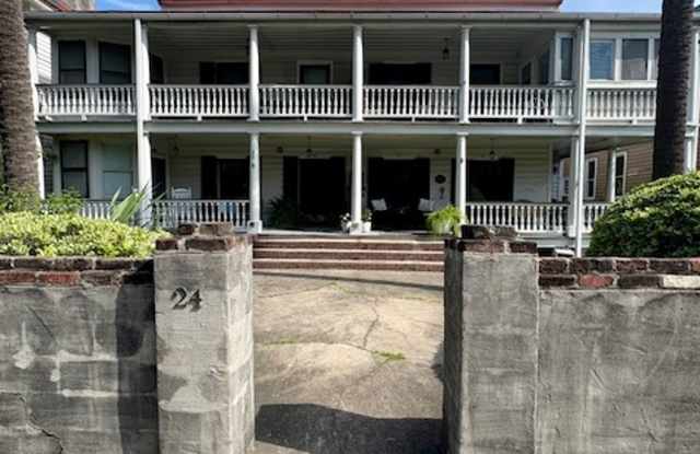 Charming End Unit Two Bedroom Townhome on Bee Street photos photos