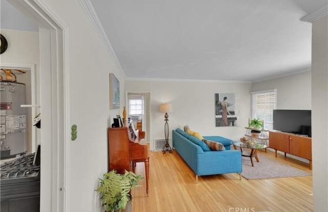 4270 Troost - 4270 Troost Avenue, Los Angeles, CA 91604
